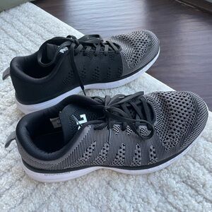 APL Techloom Men’s Shoes Black Gray 9.5